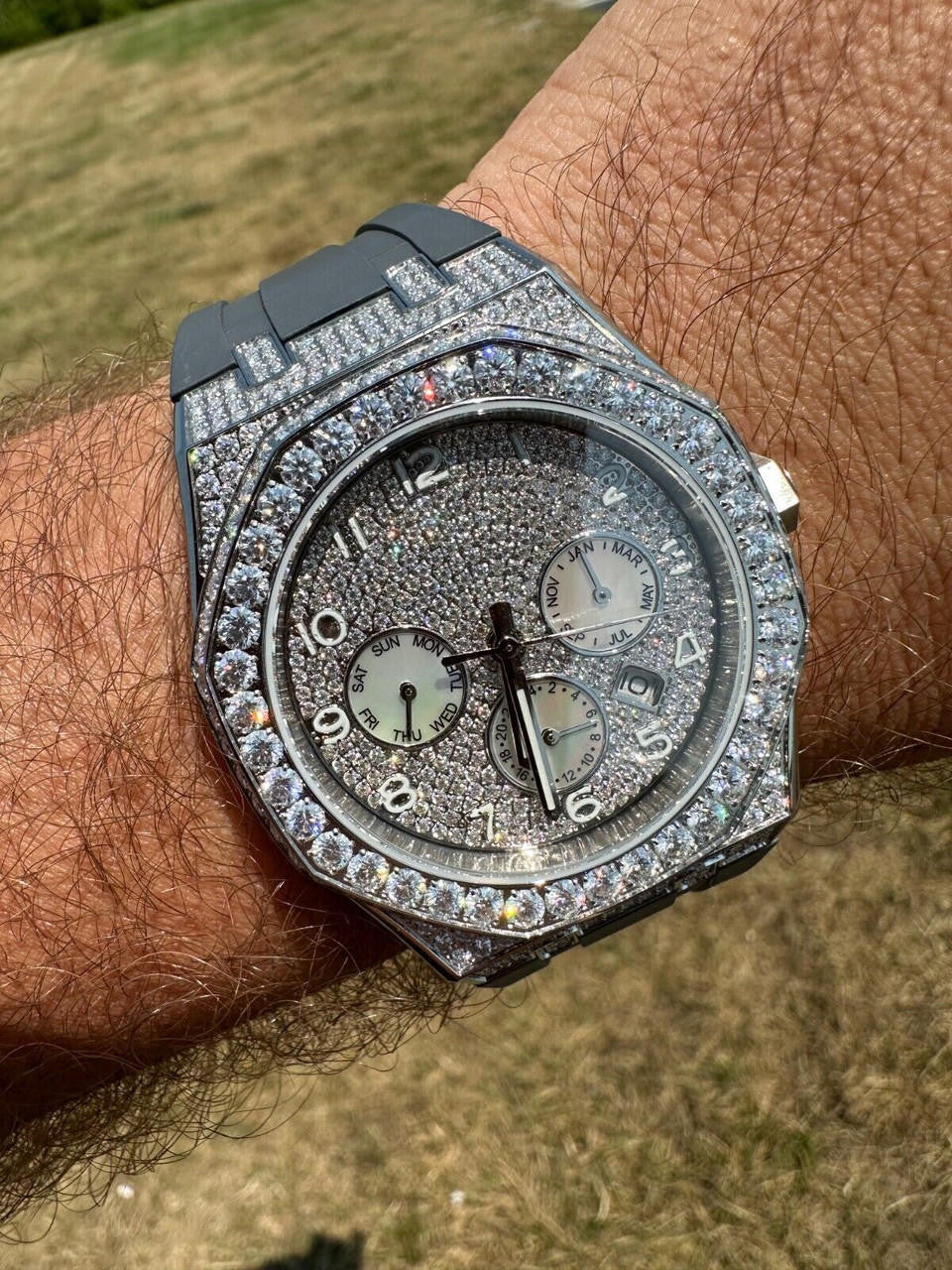 Hip Hop Real MOISSANITE Mens Watch Iced Skeleton Back 44mm Hip Hop - Gray Silicone Band