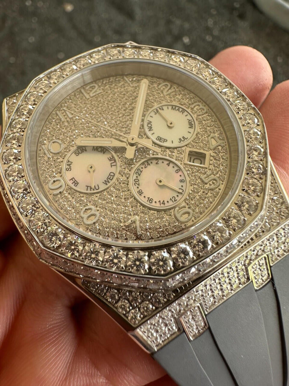 Hip Hop Real MOISSANITE Mens Watch Iced Skeleton Back 44mm Hip Hop - Gray Silicone Band