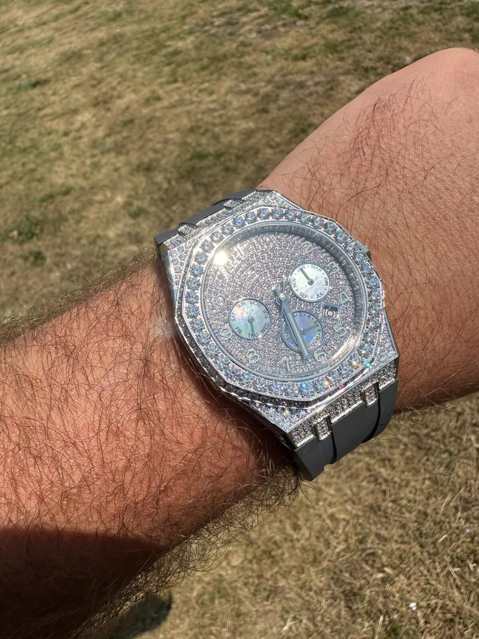 Hip Hop Real MOISSANITE Mens Watch Iced Skeleton Back 44mm Hip Hop - Gray Silicone Band