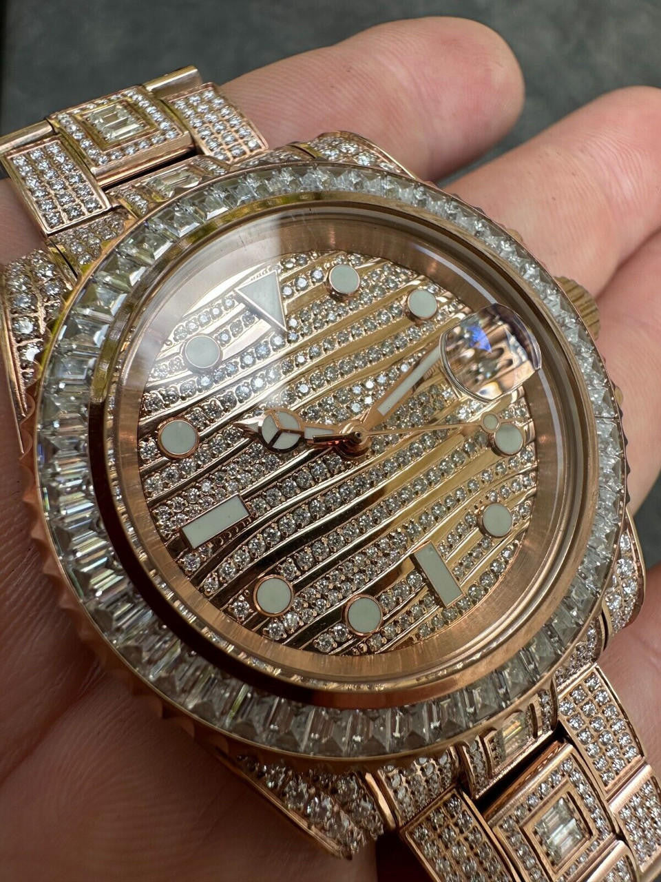 Hip Hop SUMMER 2023 WAVE EDITION Real Baguette MOISSANITE Mens NO ID Presidential Watch Iced Rose Gold