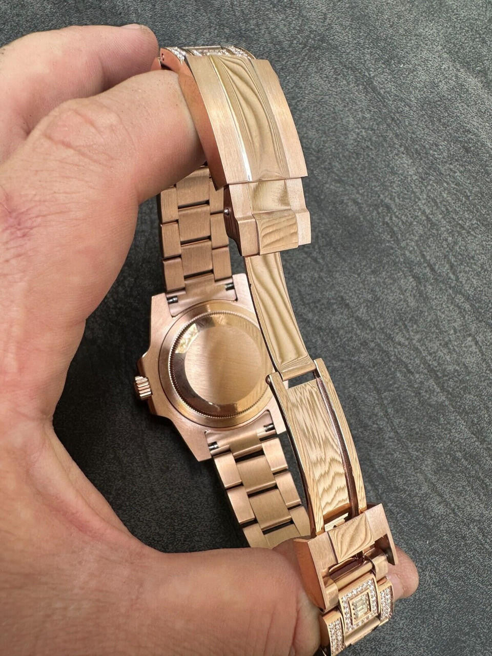 Hip Hop SUMMER 2023 WAVE EDITION Real Baguette MOISSANITE Mens NO ID Presidential Watch Iced Rose Gold