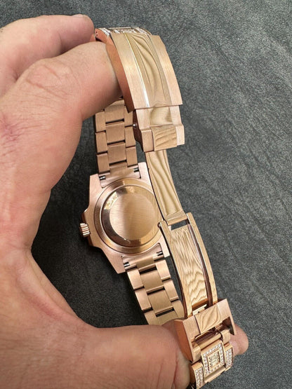 Hip Hop SUMMER 2023 WAVE EDITION Real Baguette MOISSANITE Mens NO ID Presidential Watch Iced Rose Gold