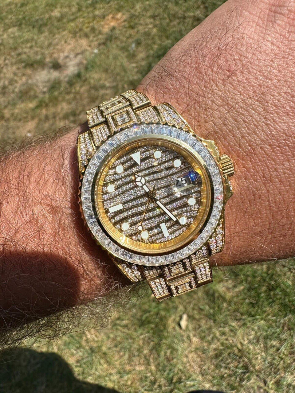 Hip Hop SUMMER 2023 WAVE EDITION Real Baguette MOISSANITE Mens NO ID Presidential Wave Watch Iced Gold  Hip Hop