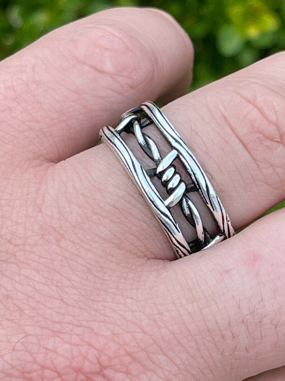 Italiano Silver, Inc Barbed Wire Solid 925 Sterling Silver and Black Oxidized Plain Ring Wedding Band