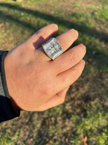 Italiano Silver, Inc Mens Solid 925 Sterling Silver Iced Hip Hop Baguette Diamond Pinky Cross Ring