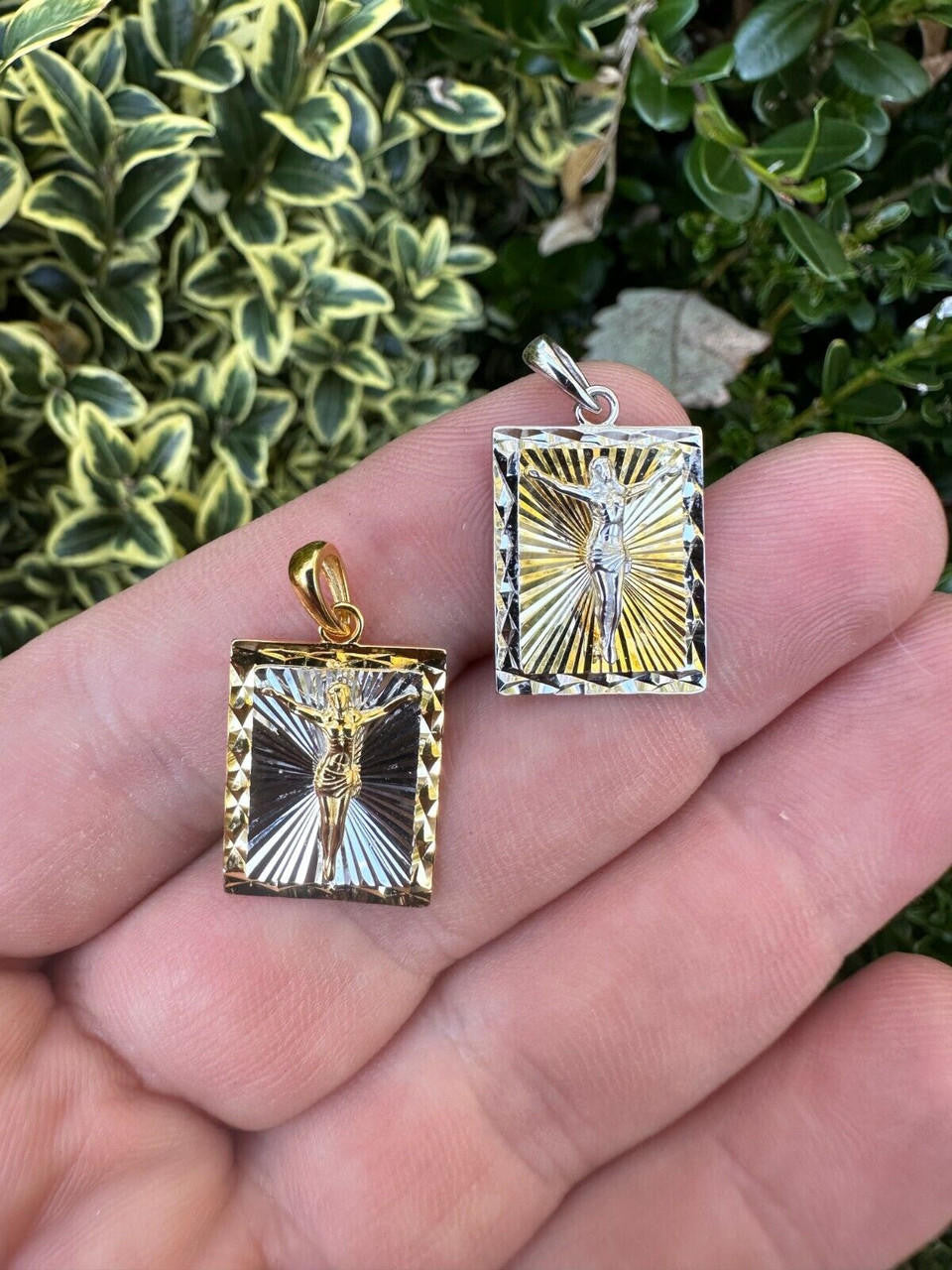 Italiano Silver, Inc. Real Solid 925 Silver / Plain Gold Plated Cross Jesus Medallion Pendant Necklace