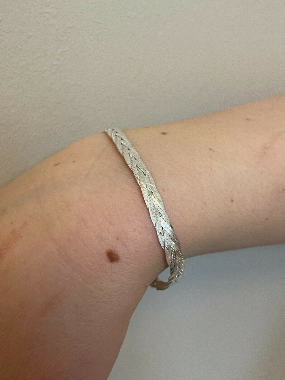 Italiano Silver, Inc Solid 925 Sterling Silver Ladies 6mm Twisted Braided Herringbone Bracelet ITALY