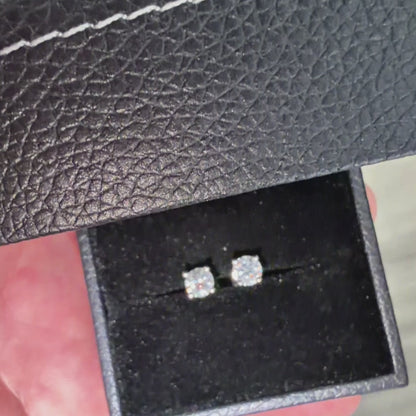 Moissanite 1ct TW 5mm Screwback Stud Earrings!