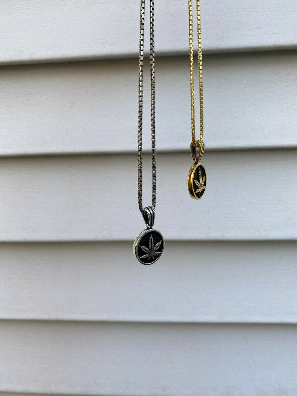 Solid 925 Sterling Silver Marijuana Weed Leaf Pendant Gold Necklace Medallion