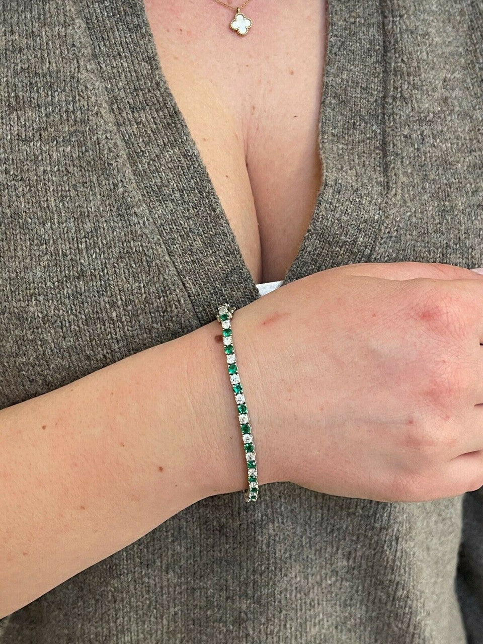 Tennis Bracelet SOLID 925 Sterling Silver Single Row Diamond and Green Emerald